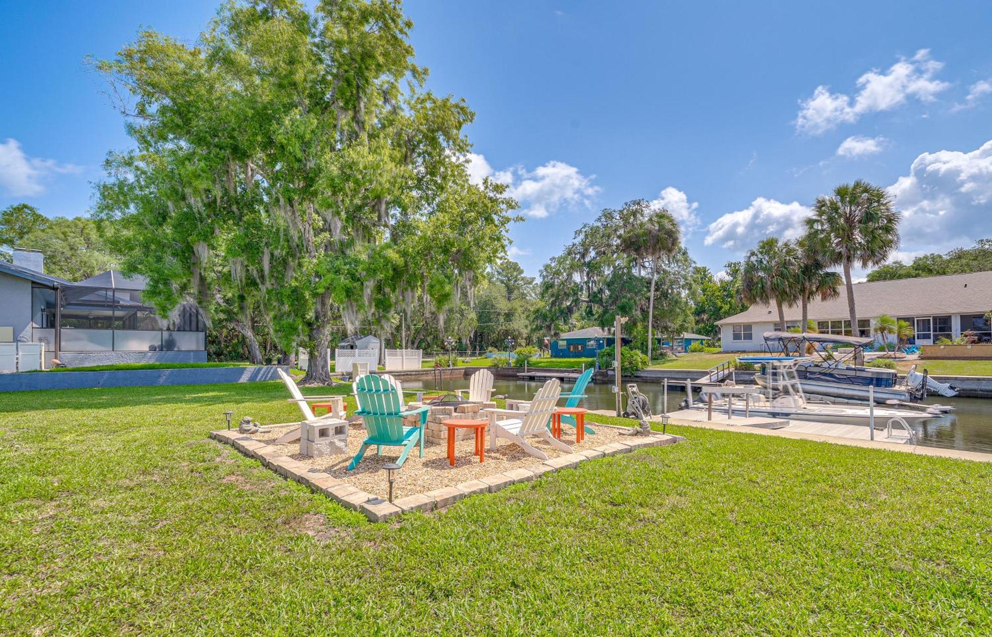 Crystal River Getaway With Dock, Kayaks And Bicycles! Екстериор снимка